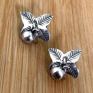 $52 Vintage Bell Screw Back Estate Earrings Well Marked